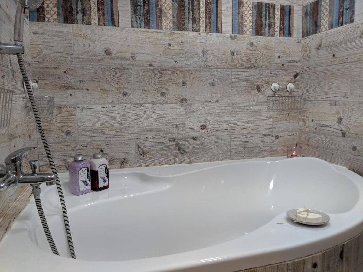 Luxury Apartment In Sumava National Park โนวาเปซ ภายนอก รูปภาพ